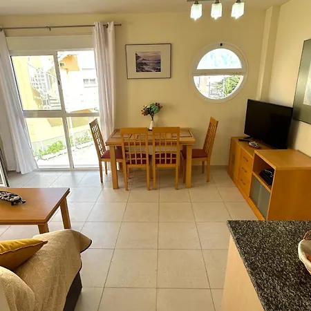 Relax - With Private Jacuzzi Apartment